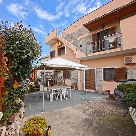 B&B Domu Delunas Giba Exterior photo