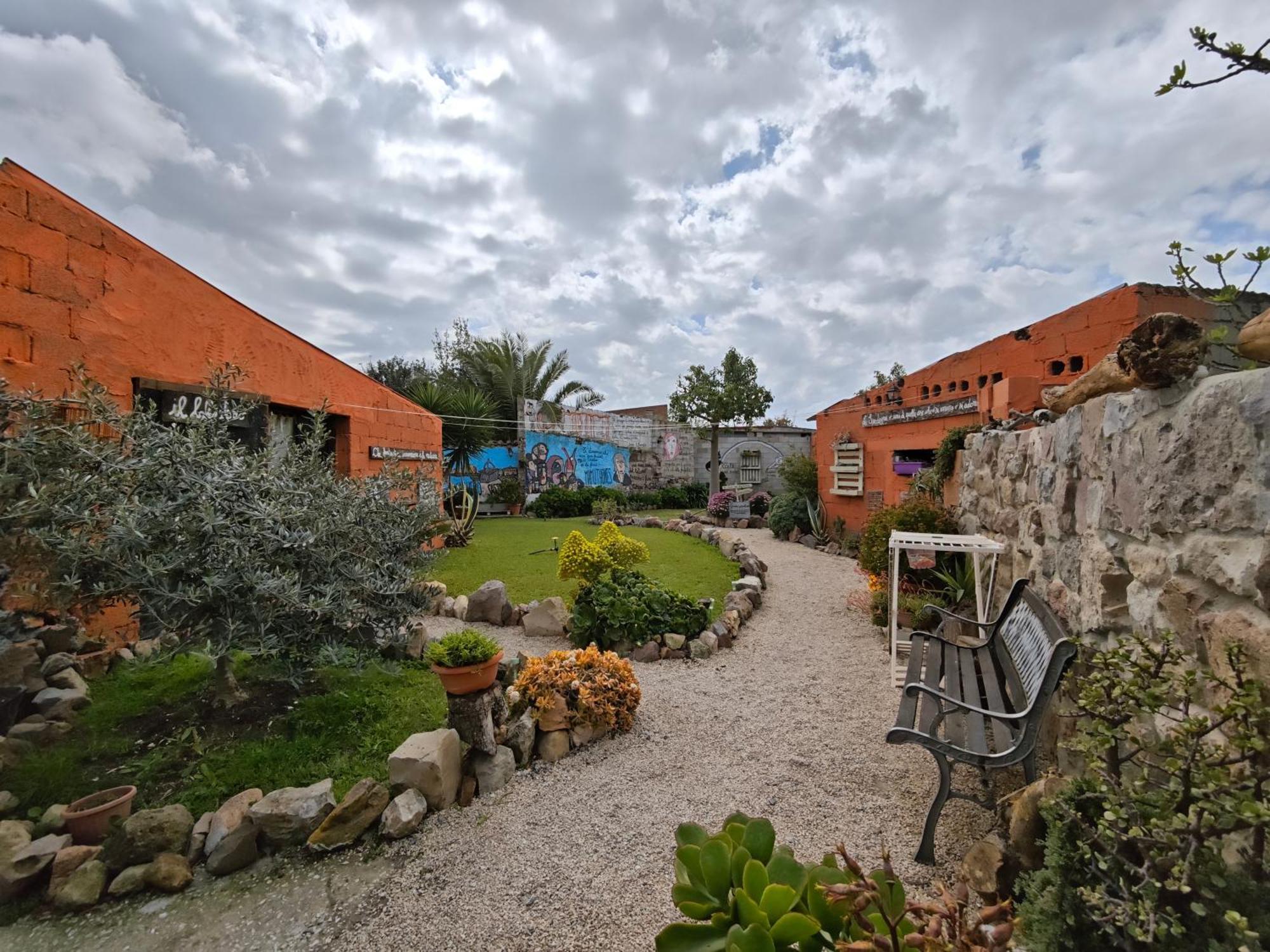 B&B Domu Delunas Giba Exterior photo
